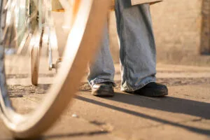 What shoe to wear with beggy jeans