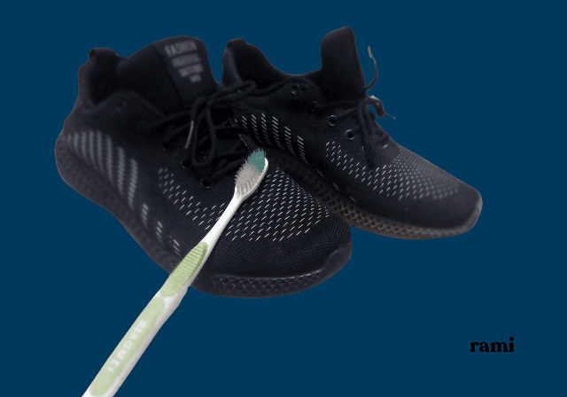 clean shoes with a Toothbrush